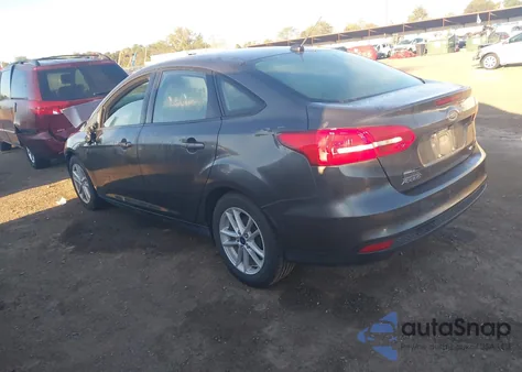 2018 Ford Focus Se z USA, uszkodzony, nr VIN 1FADP3F20JL301557